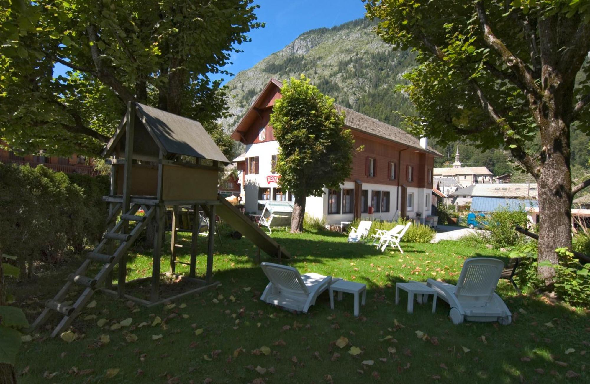 Les Touristes Hotel Abondance Eksteriør billede
