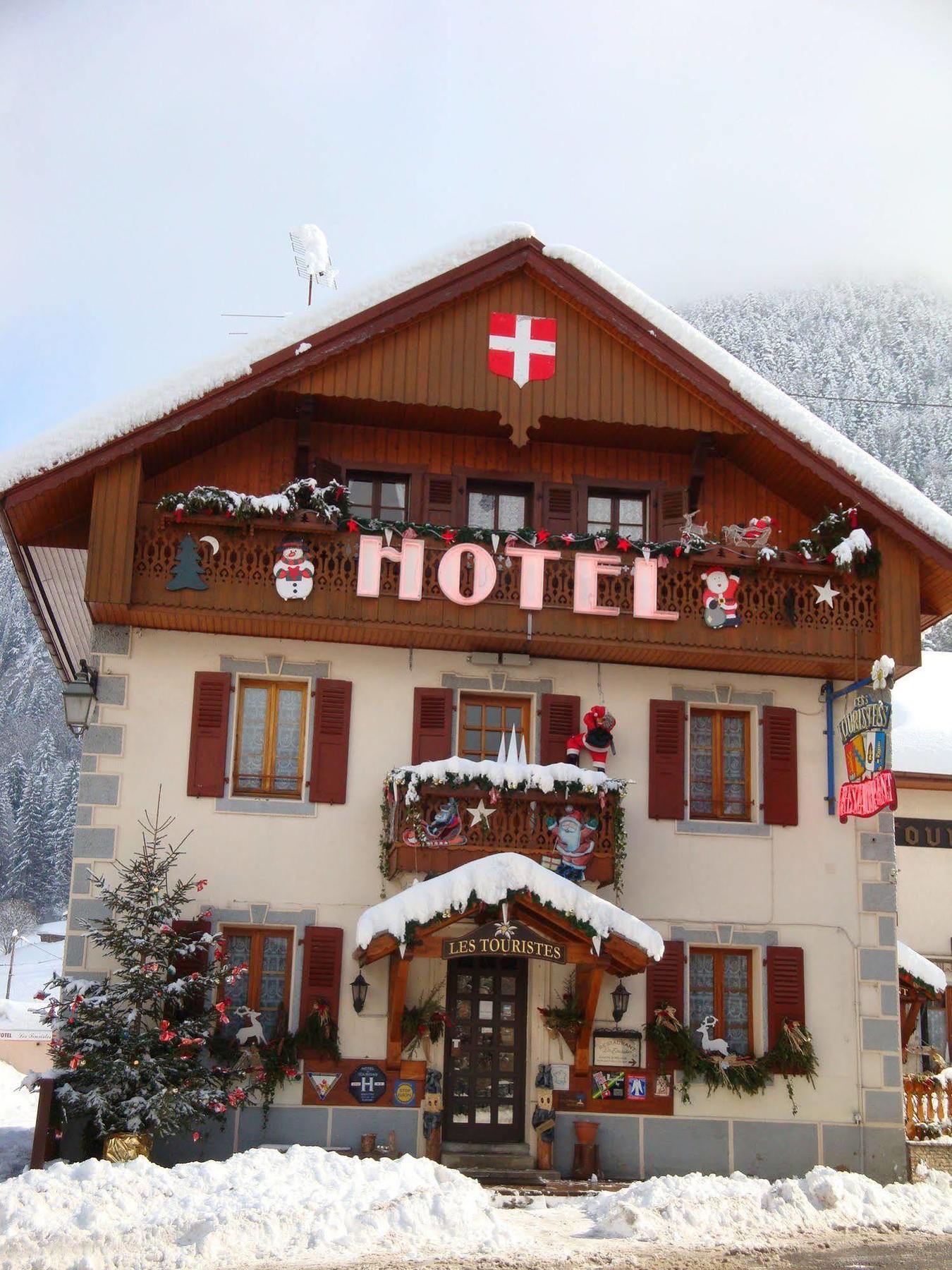 Les Touristes Hotel Abondance Eksteriør billede